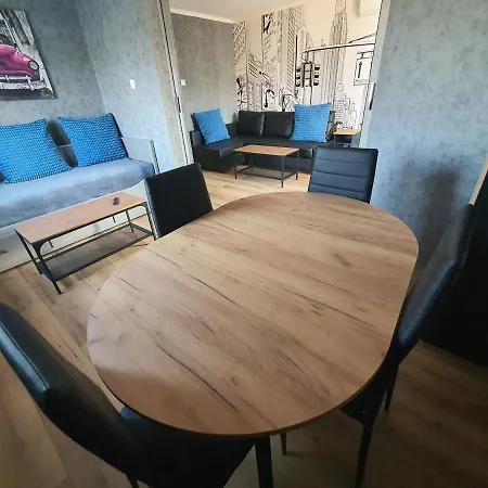 Jdk Mlynarska 44m2 6-osobowy